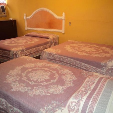 Hotel Del Valle Los Mochis Kültér fotó